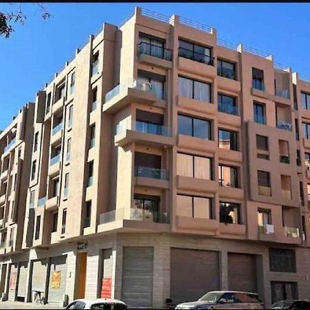 Modern Luxury Retreat: 2-Bedroom Apartment In The Heart Of Marrakech Marrakesh Exterior photo