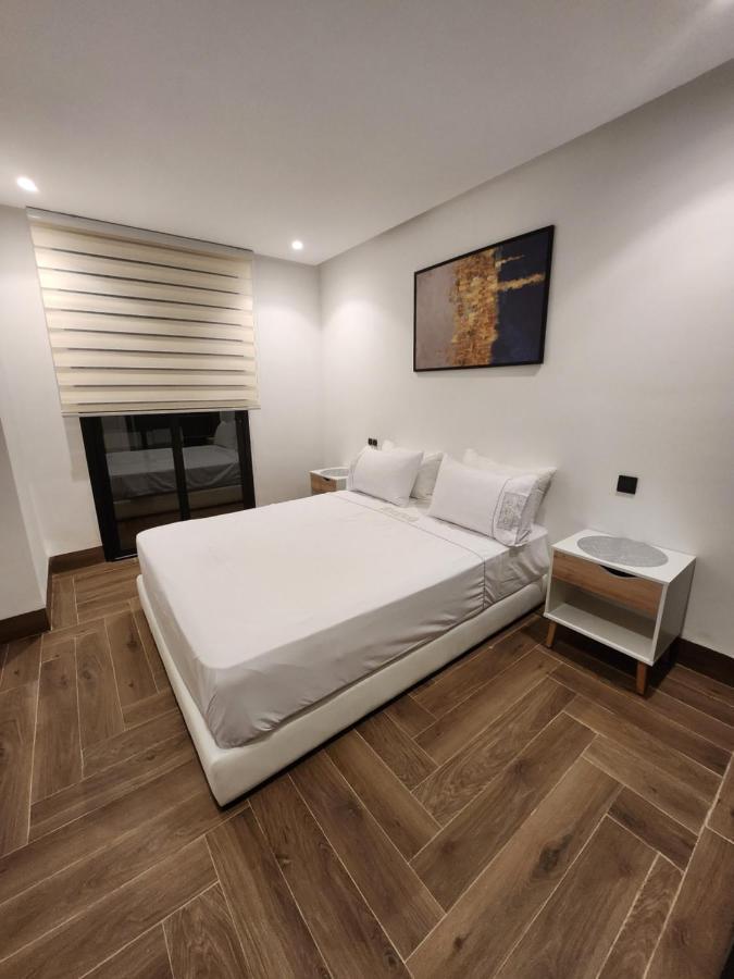 Modern Luxury Retreat: 2-Bedroom Apartment In The Heart Of Marrakech Marrakesh Exterior photo